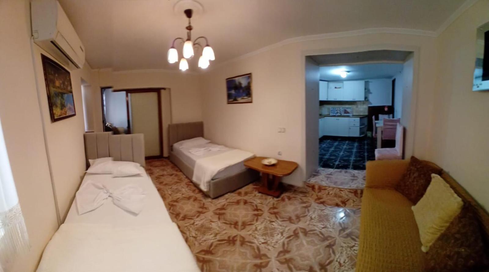 Gogo'S Sea Side Apartment Sarandë Exteriör bild