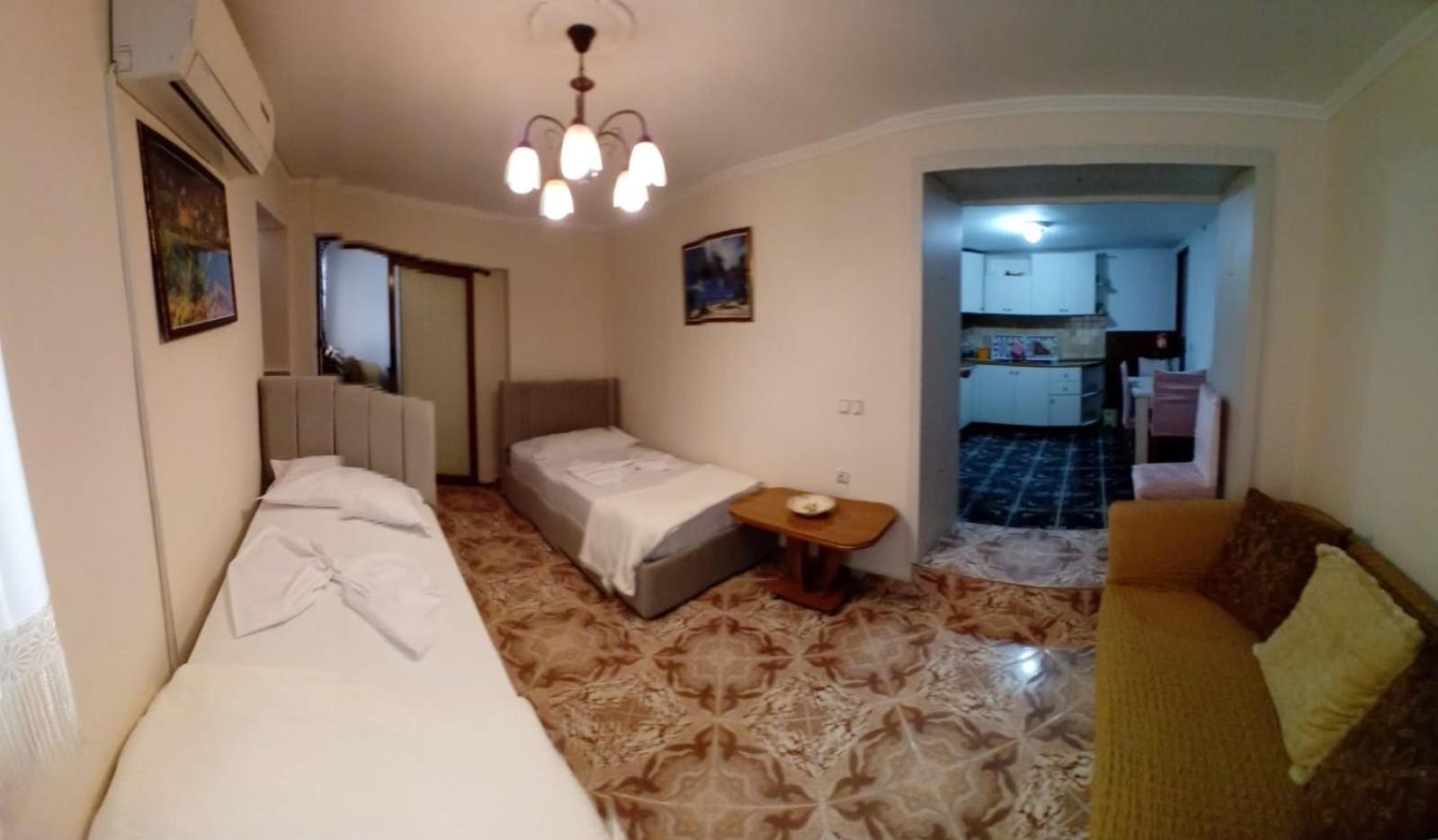 Gogo'S Sea Side Apartment Sarandë Exteriör bild